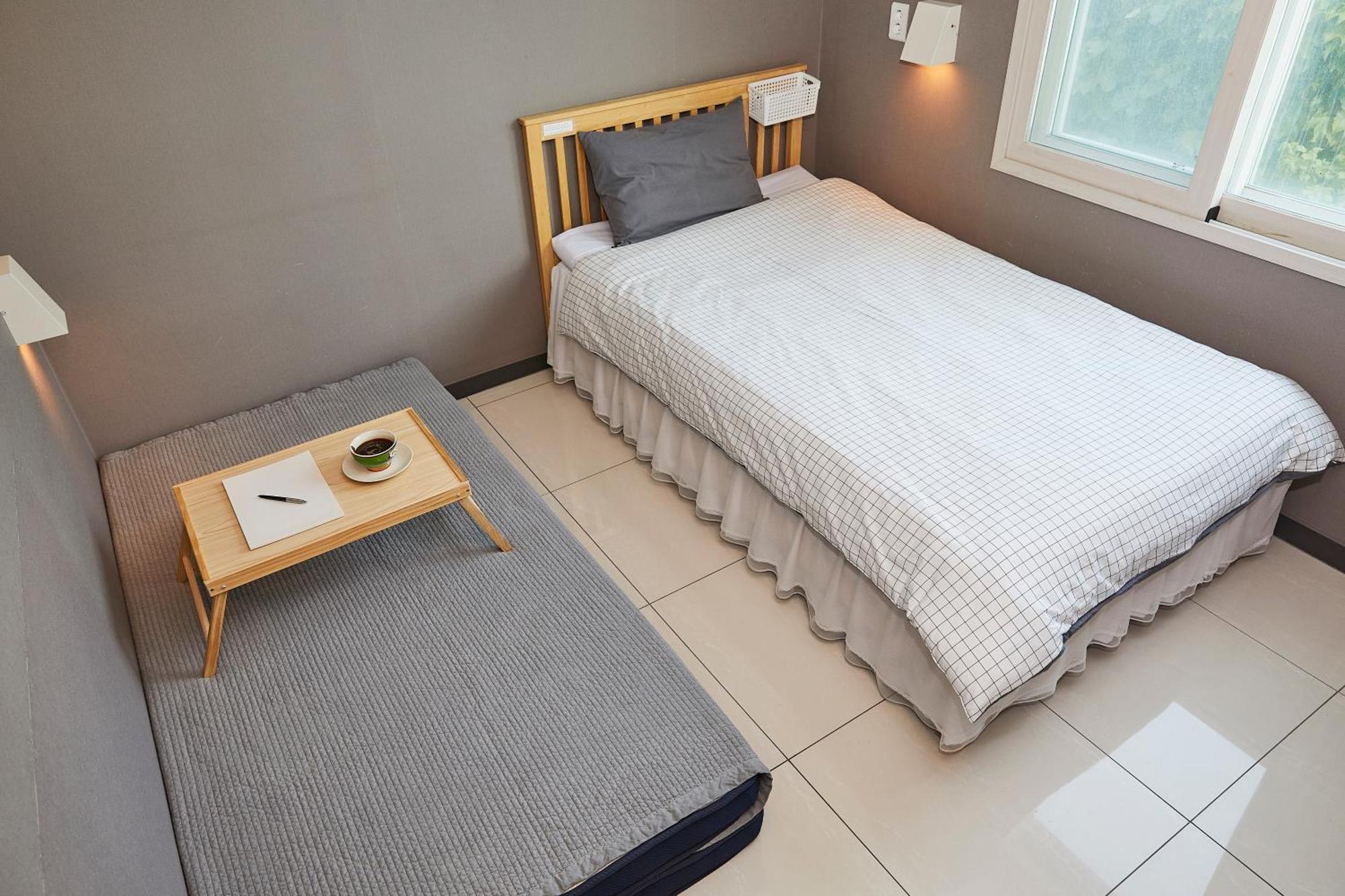 Red-Lighthouse Guest House Sokcho Room photo